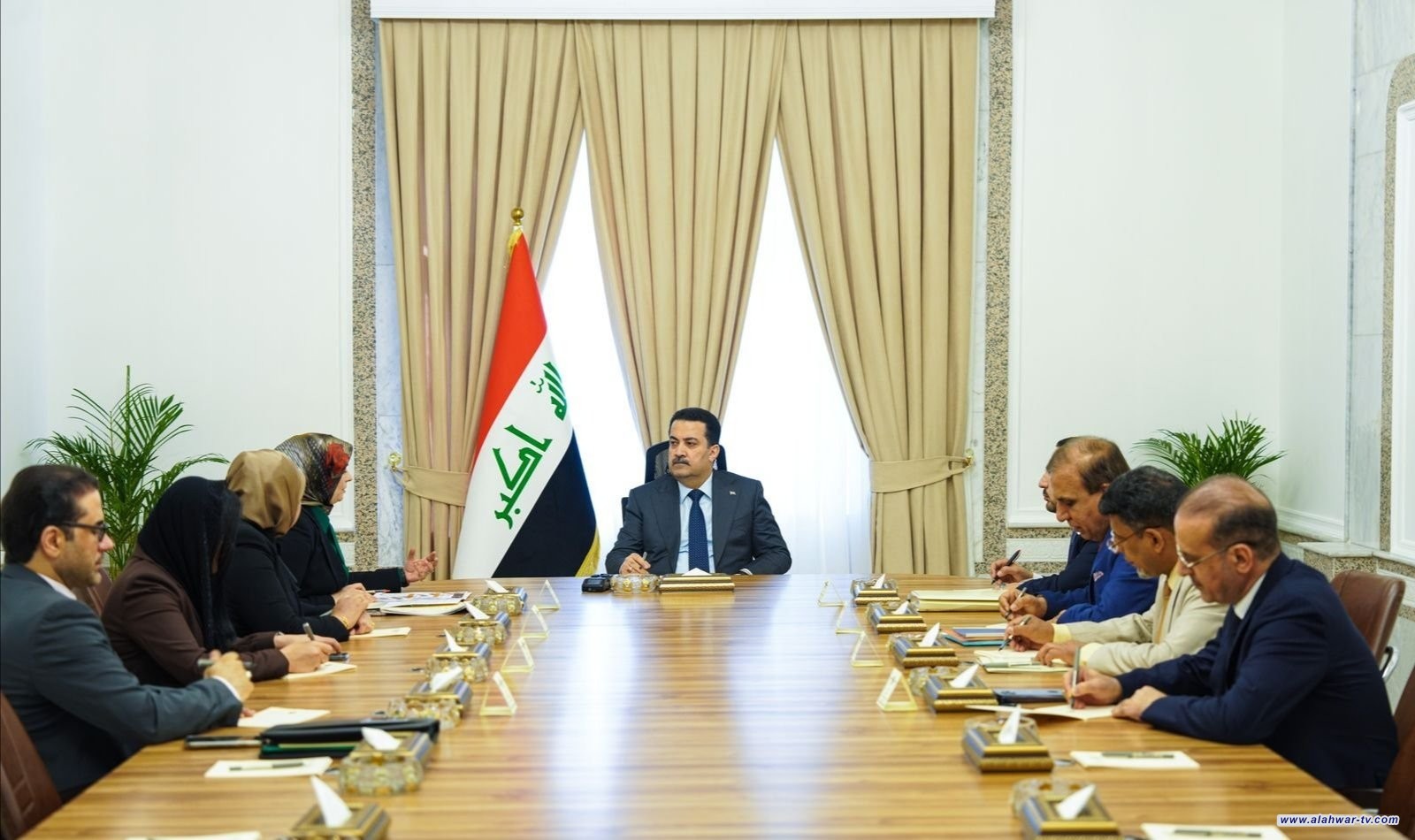 رئيس الوزراء يؤكد اهتمام الحكومة بملف الطاقة